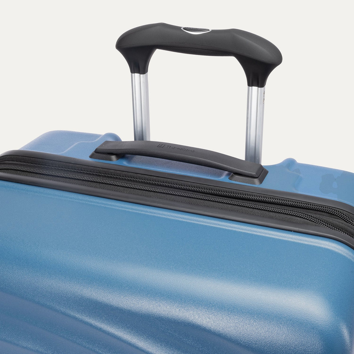 Maxlite® Air V2 Large Check-In Hardside Spinner